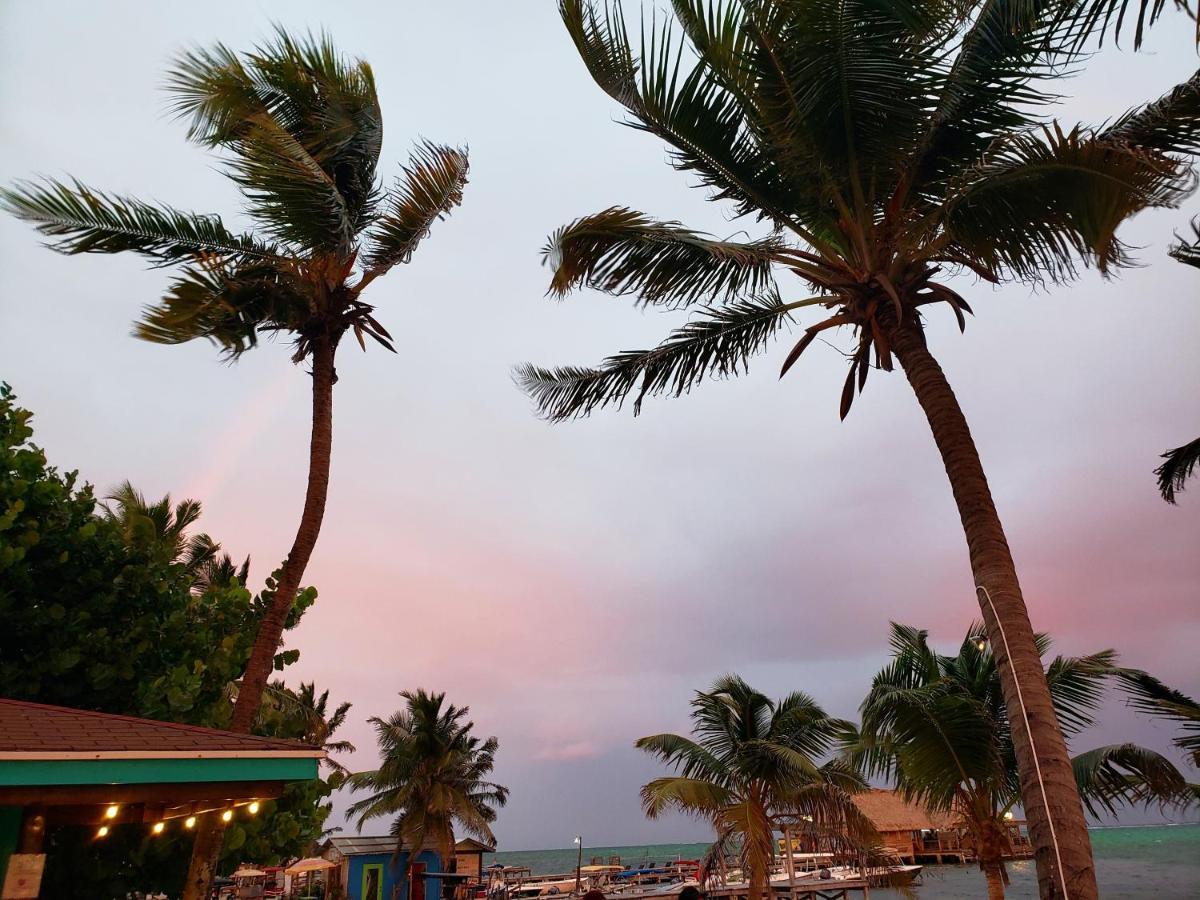 Ocean Tide Beach Resort San Pedro  Exterior foto